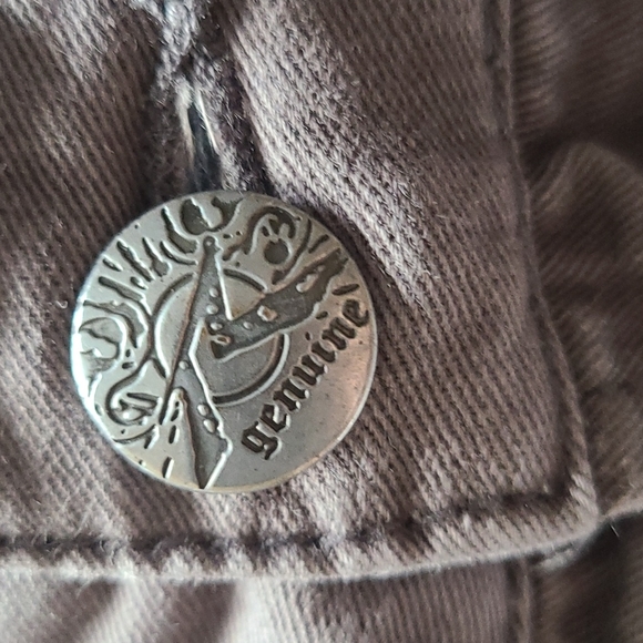 Rusty cargo shorts - Picture 10 of 10